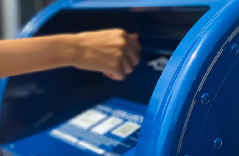 Amid surging mail theft, post offices failing to secure universal keys