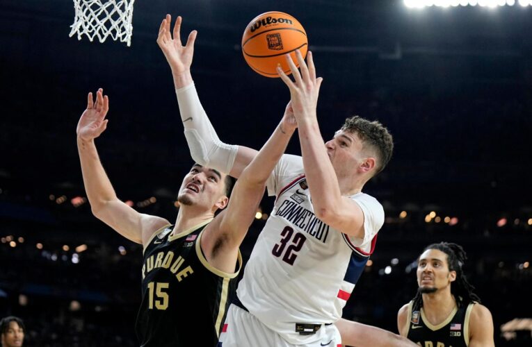 UConn smothers Purdue defensively on its way to Huskies’ second straight national championship