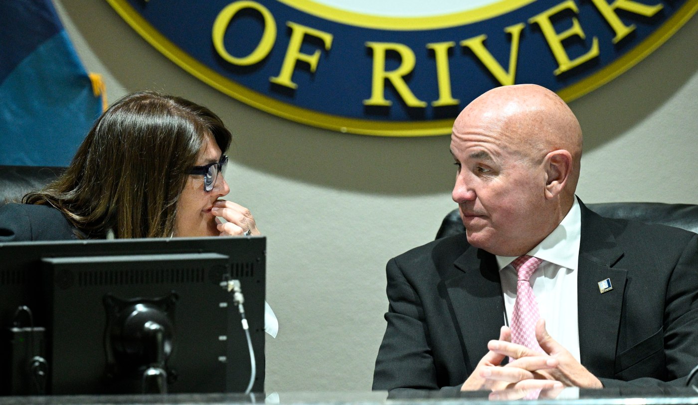 new-riverside-city-council-may-reverse-contracts-ok’d-by-old-council