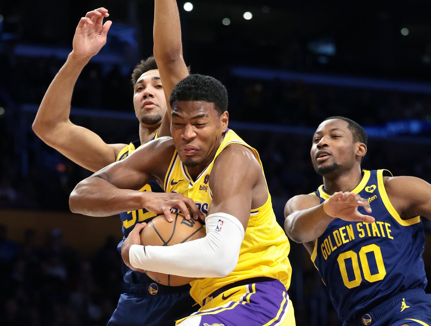 lakers-clinging-to-ninth-place-in-west-after-loss-to-warriors