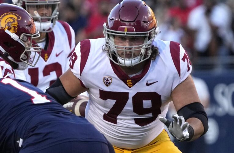 Jonah Monheim is taking center stage for USC football