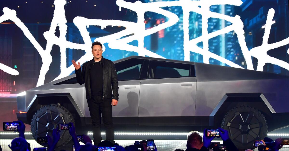 the-ev-market-is-in-trouble:-the-latest-sign-is-tesla’s-layoffs