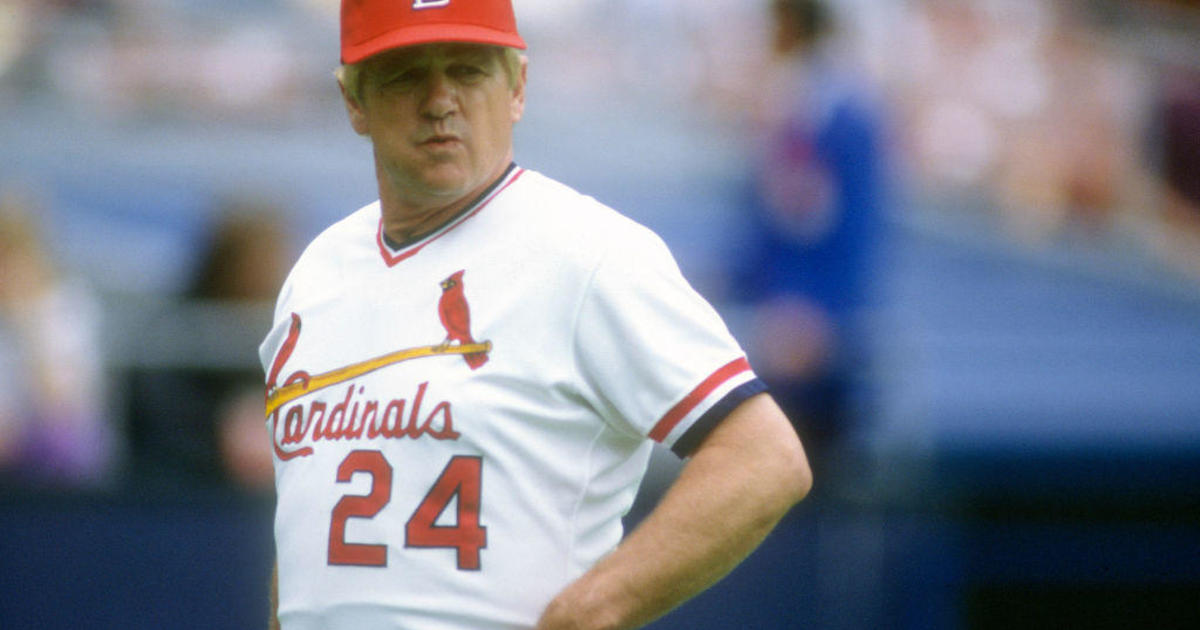 whitey-herzog,-hall-of-fame-st.-louis-cardinals-manager,-dies-at-92
