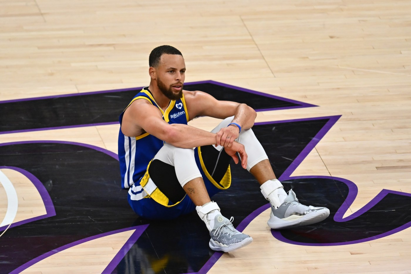 warriors’-season-ends-unceremoniously-with-blowout-loss-to-kings-in-play-in
