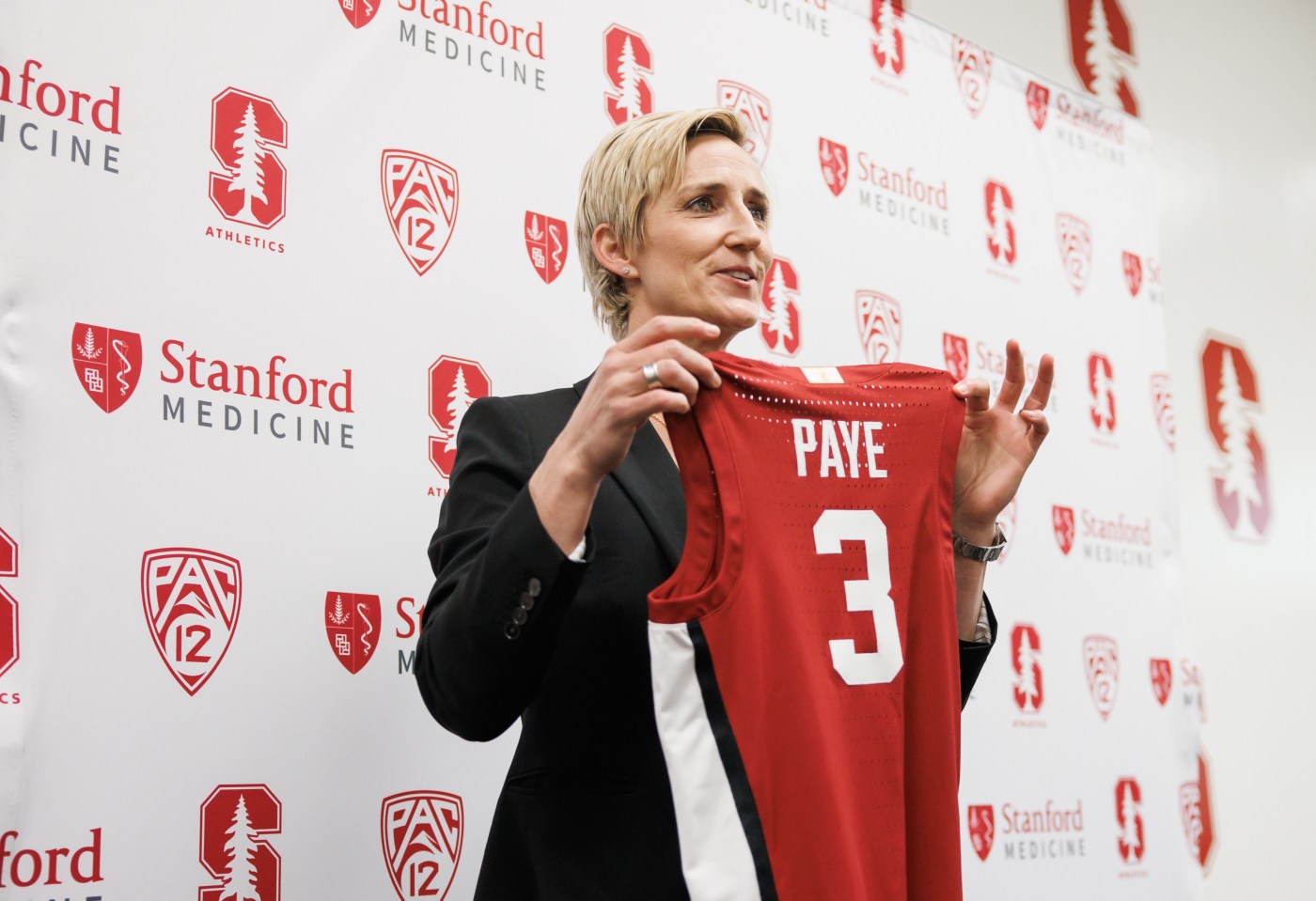 paye-ready-to-try-and-fill-vanderveer’s-shoes-—-and-chair-—-as-stanford’s-women’s-basketball-head-coach