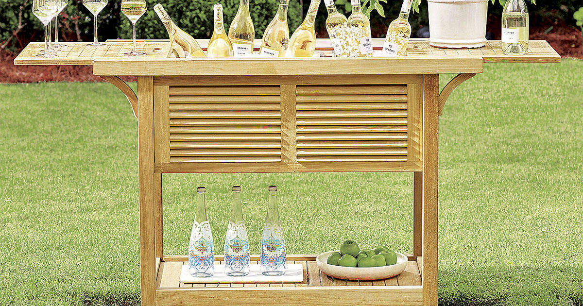 best-outdoor-bar-carts-to-keep-the-drinks-flowing
