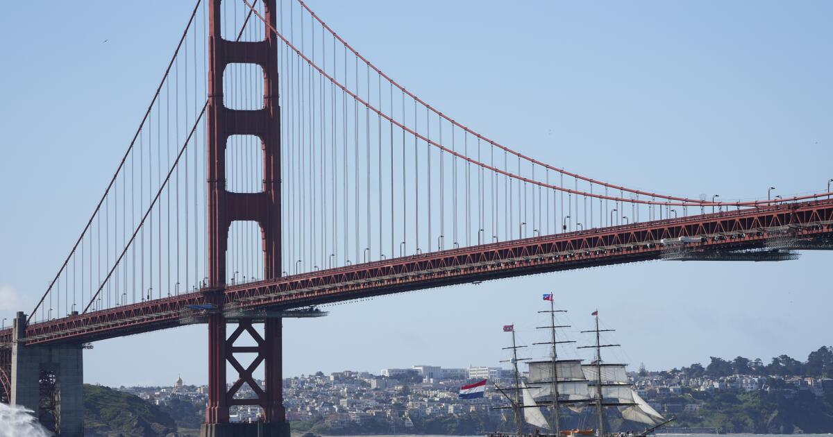 motorists-delayed-by-golden-gate-bridge-protest-might-get-‘restitution,’-san-francisco-da.-says