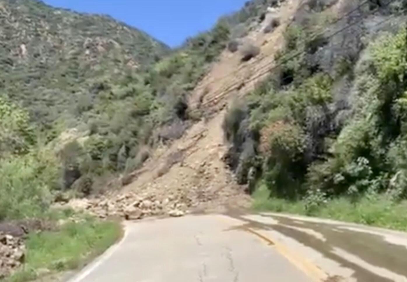 topanga-canyon-still-closed-by-landslide,-won’t-be-cleared-till-fall