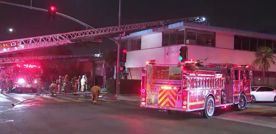 crews-extinguish-overnight-fire-at-los-angeles-county-fire-station 