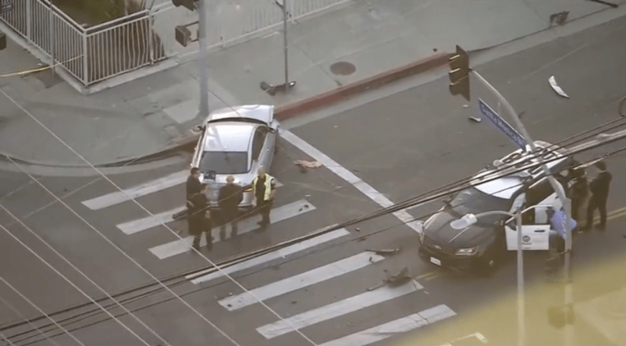 lapd-vehicle-in-fatal-crash-had-emergency-lights-on,-police-say