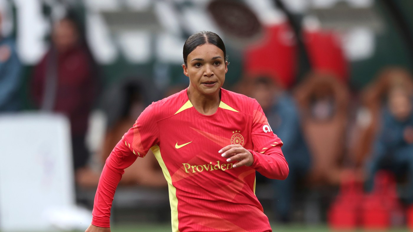 brace-by-nwsl’s-leading-scorer-hands-bay-fc-another-bitter-loss