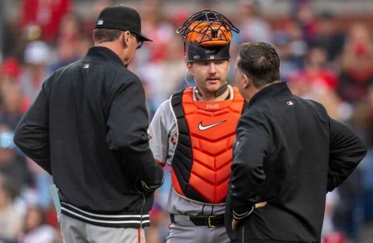 Patrick Bailey leaves SF Giants game vs. Phillies after foul ball off face mask