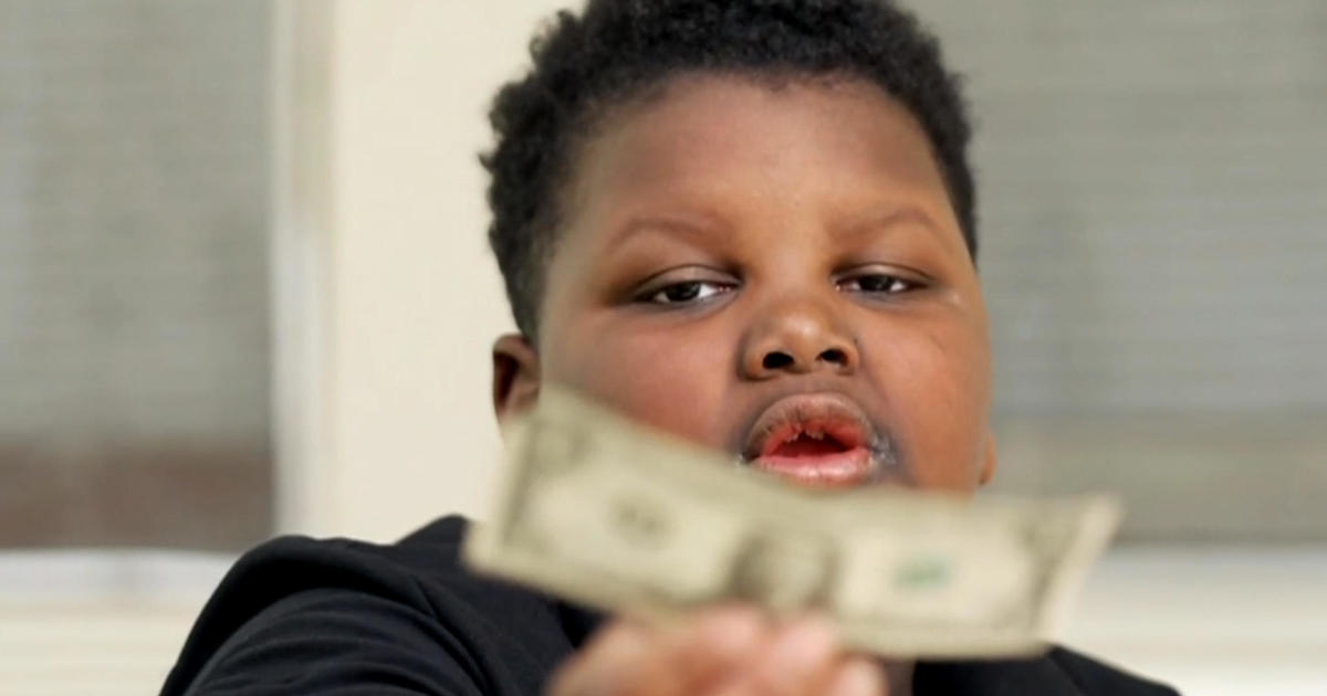louisiana-boy-receives-surprising-reward-after-generously-giving-away-his-only-dollar