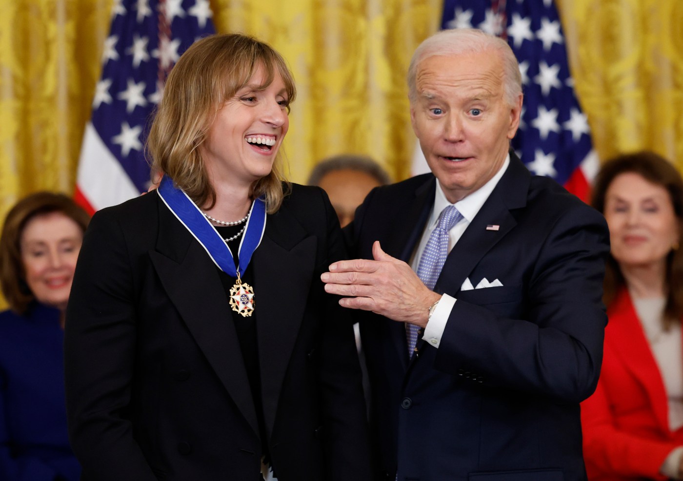 biden-bestows-medal-of-freedom-to-pelosi,-evers,-ledecky,-others