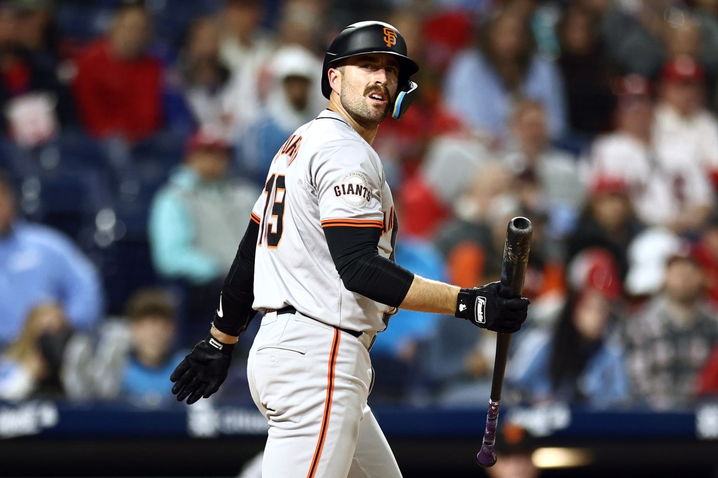 tom-murphy-leaves-injured,-throwing-sf-giants-catching-situation-into-chaos