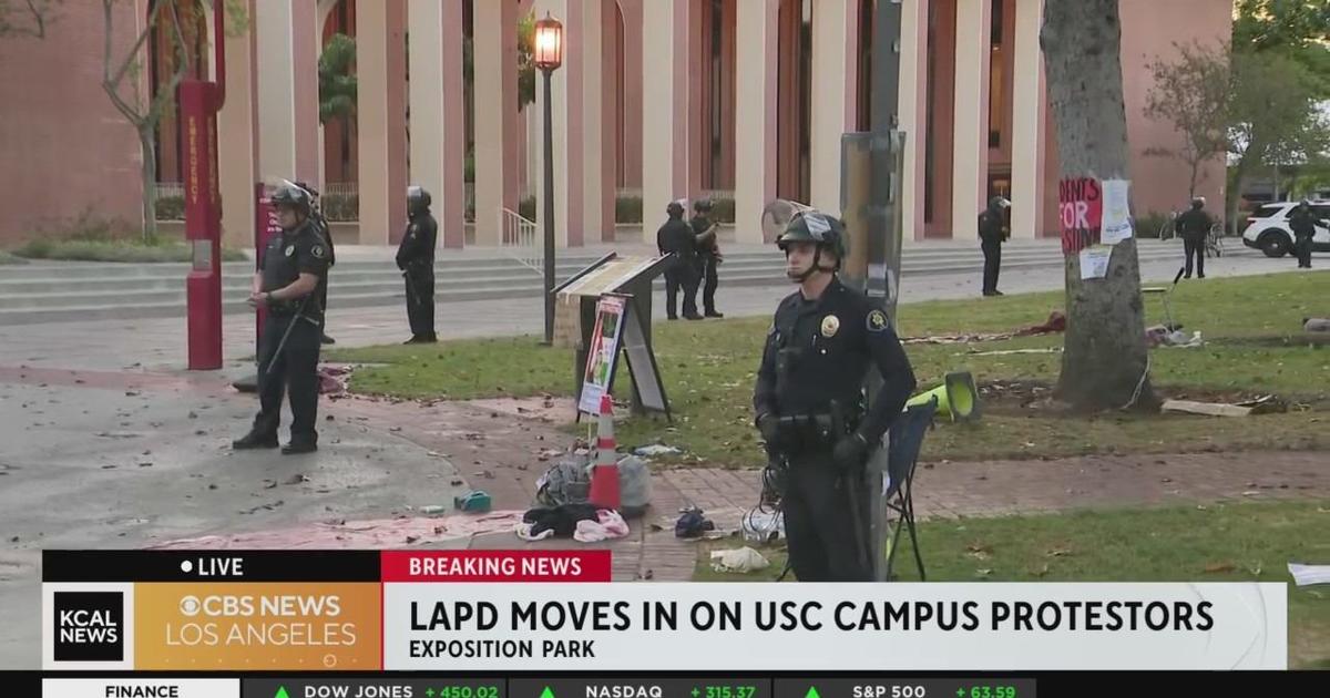 lapd-officers-in-riot-gear-clear-pro-palestine-encampment-on-usc-campus