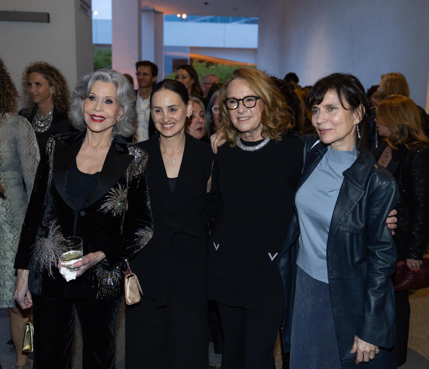 hammer-museum-pays-tribute-to-departing-director-ann-philbin-at-star-packed-gala