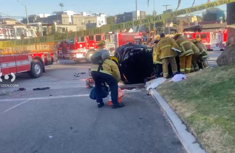 6 injured in two-vehicle rollover crash in Southern California