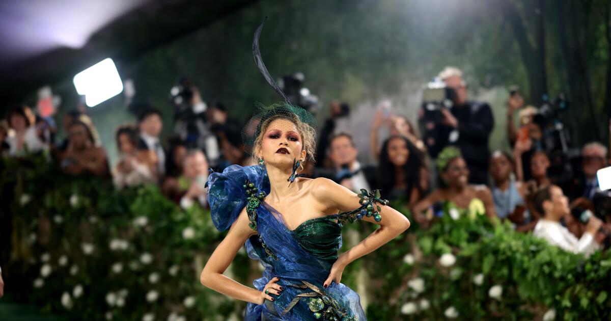 the-best-red-carpet-fashions-from-met-gala-2024,-‘the-garden-of-time’