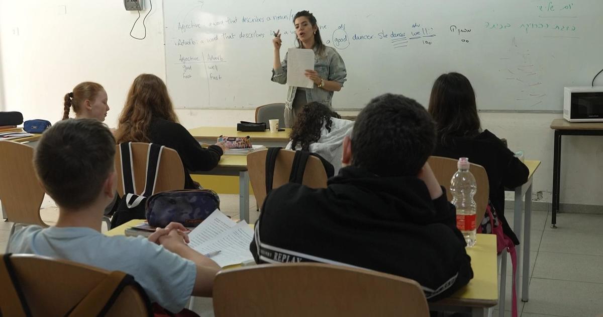 lessons-on-war-and-peace-from-one-of-israel’s-few-unsegregated-schools