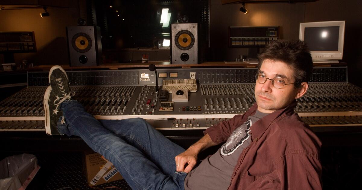 steve-albini,-influential-record-producer-and-musician,-dies-at-61