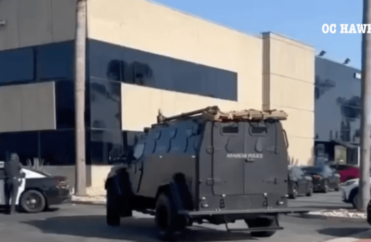 Botched bank heist in Southern California turns into hostage situation