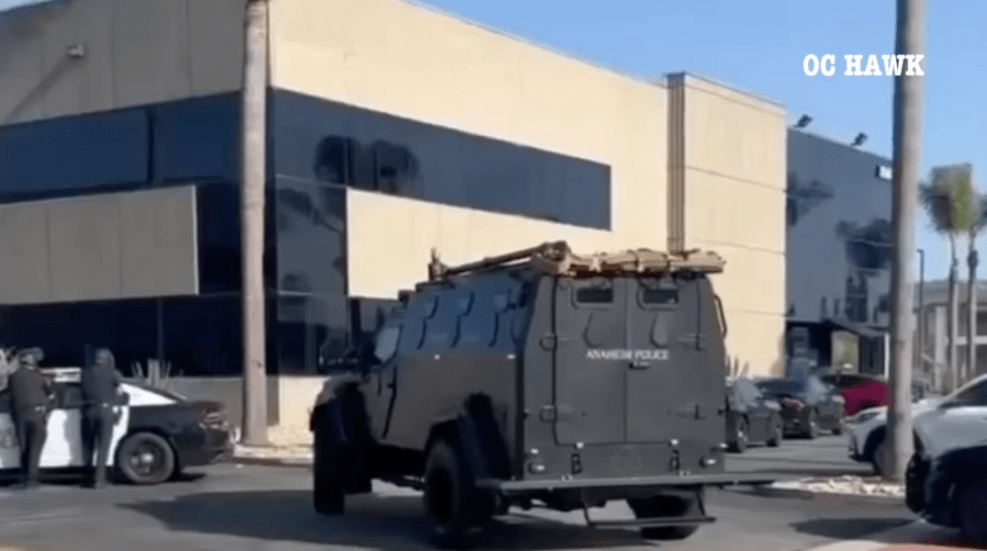 botched-bank-heist-in-southern-california-turns-into-hostage-situation