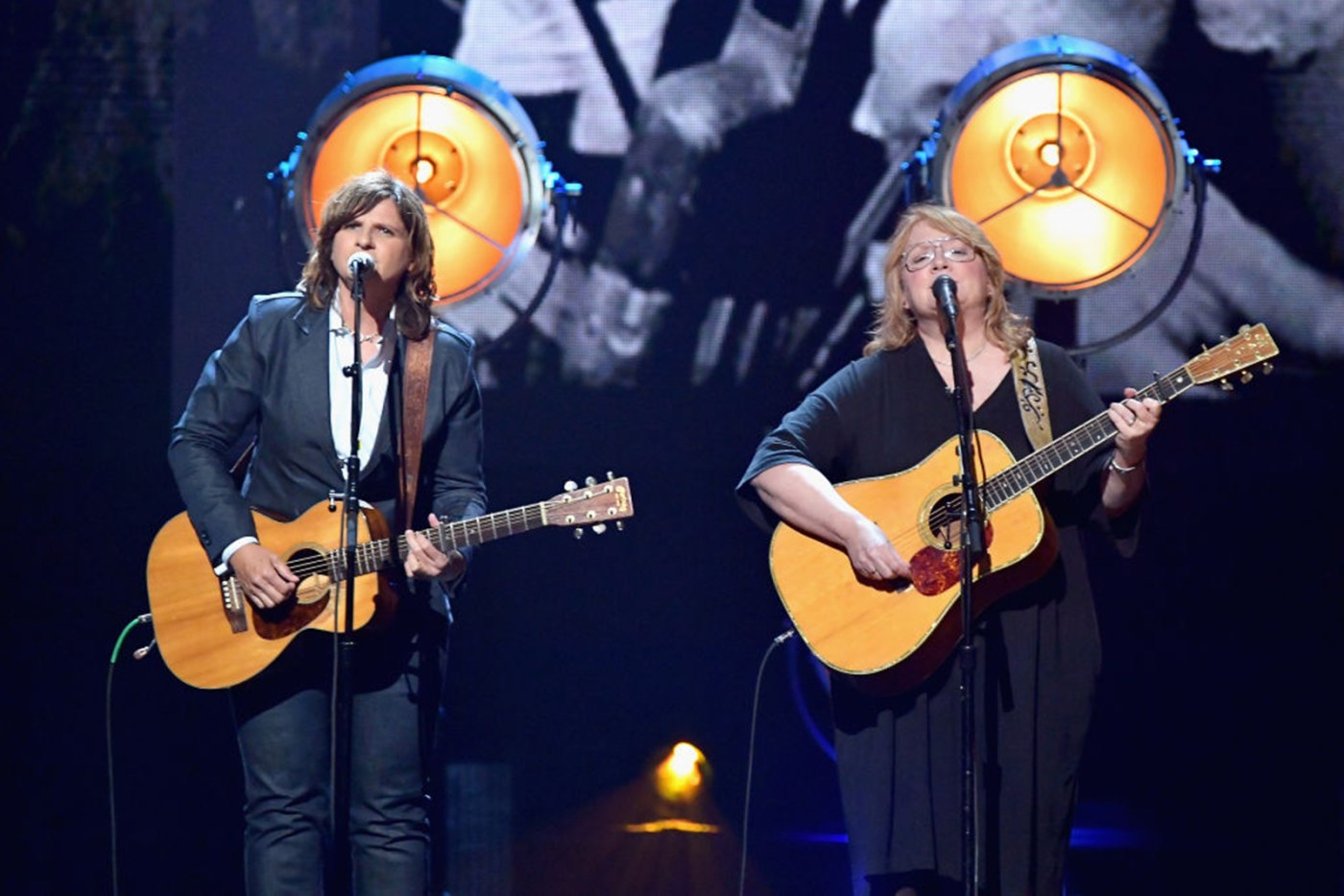 tv-review:-indigo-girls-reflect-on-their-career-and-impact-in-new-documentary