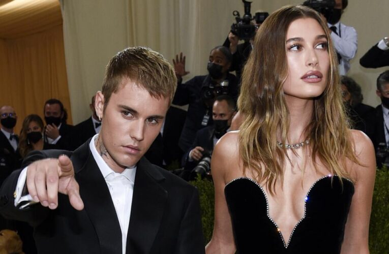 Hailey and Justin Bieber are expecting their first baby, baby, baby, ooh!