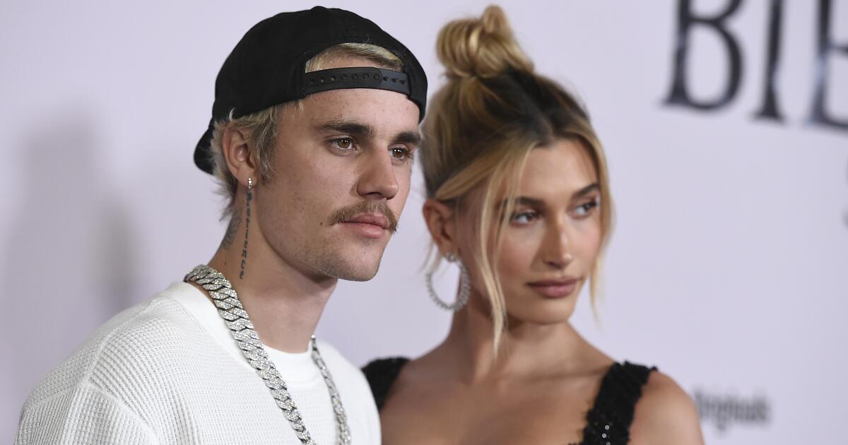 sorry,-not-twins:-justin-bieber’s-mom-clarifies,-there’s-only-one-baby-on-the-way