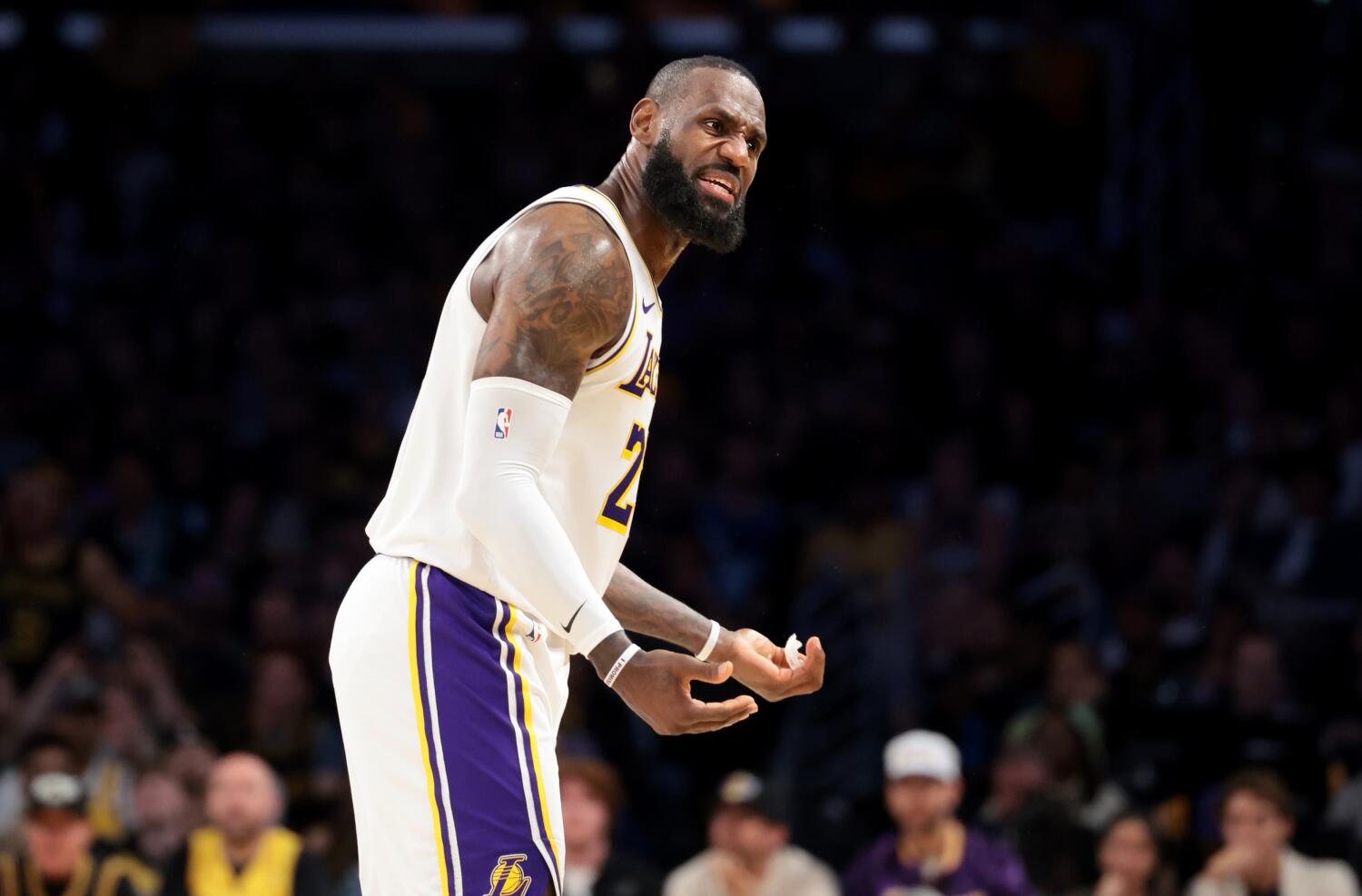 letters-to-sports:-lakers-need-to-clean-house-after-playoff-exit?