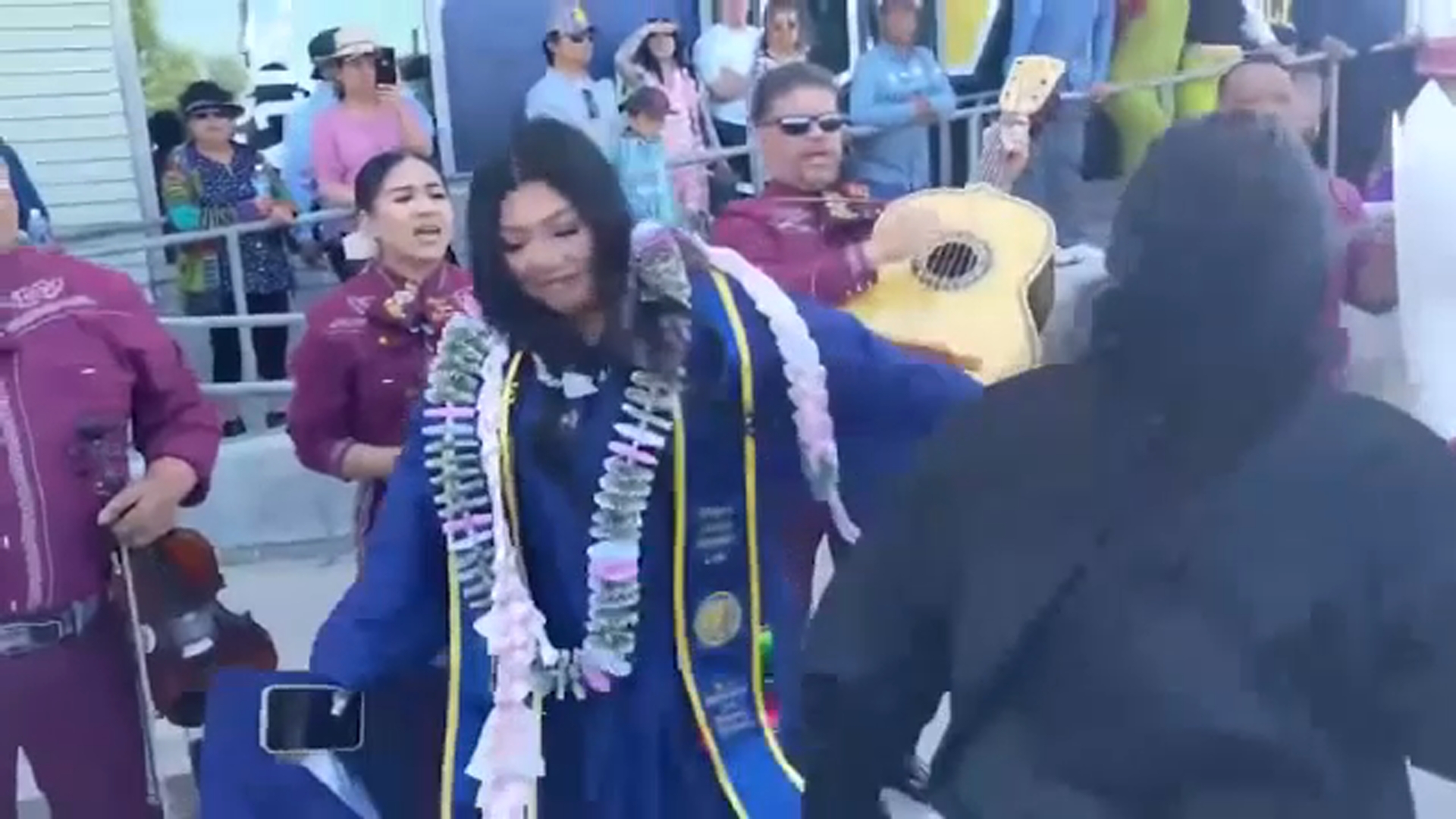 uc-merced-graduate-surprised-with-mariachi-after-commencement-ceremony