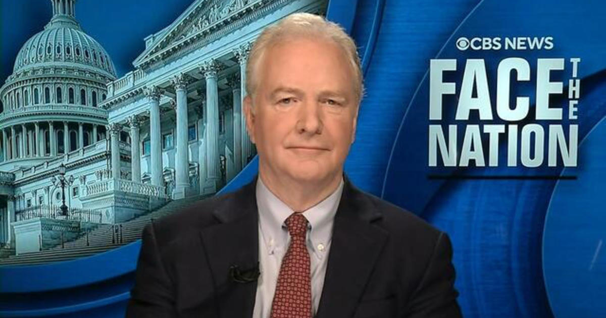 sen.-chris-van-hollen-says-white-house-has-a-“very-low-bar-for-what’s-acceptable”-from-israel