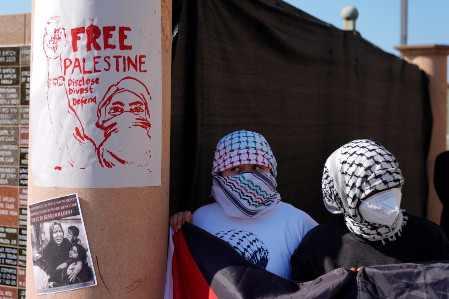 pro-palestinian-protests-dwindle-on-campuses-as-us-college-graduations-are-marked-by-defiant-acts