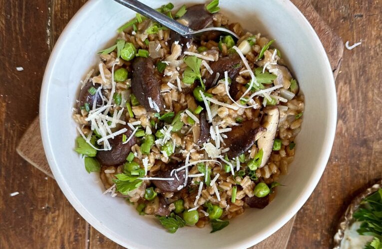 TasteFood: A twist on risotto uses farro for bigger oomph