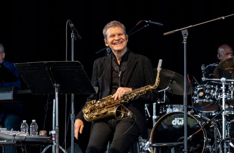 David Sanborn dies at 78; Grammy-winning musician ‘put the saxophone back into Rock ’n Roll’