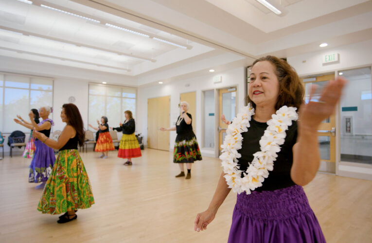 These seniors are learning Hula to celebrate Hawaiian culture