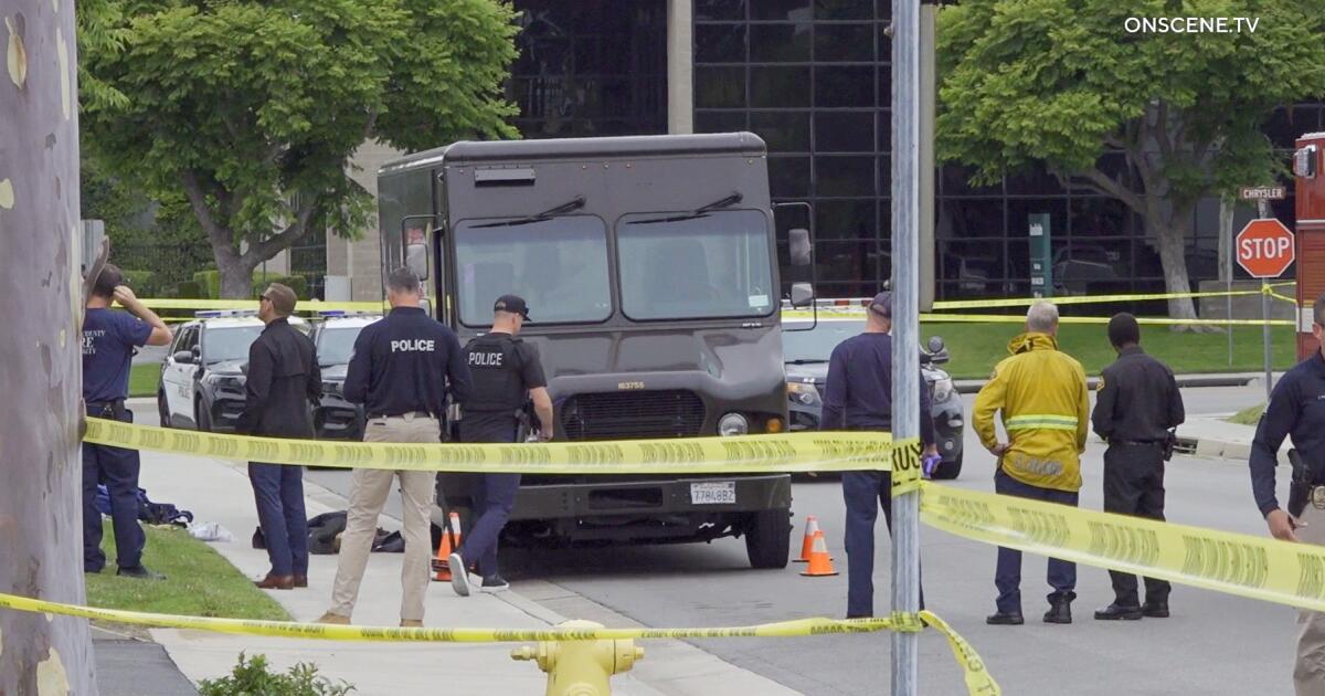 ups-driver-fatally-shot-while-sitting-in-parked-van,-irvine-police-say