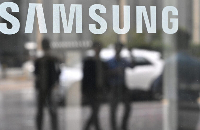 Samsung trolls Apple after failed iPad Pro “crush” ad
