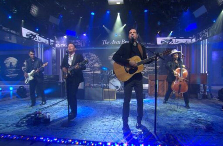 Saturday Sessions: The Avett Brothers perform “Orion’s Belt”
