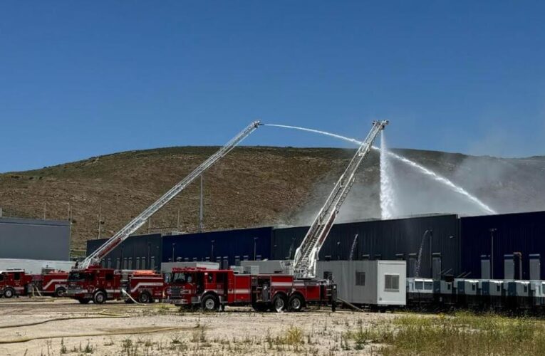 Battery fire at storage facility in Otay Mesa keeps reigniting