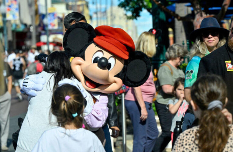 Disneyland’s character performers vote to unionize