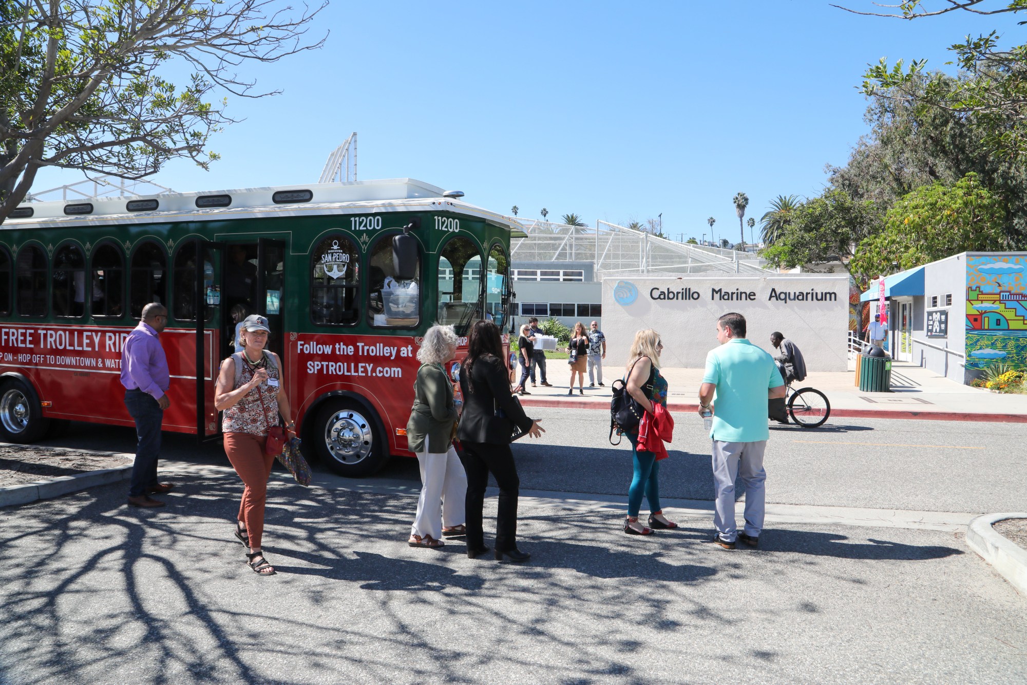 The San Pedro Red Trolley is always free. (Photo by Chuck Bennett, Contributing Photographer)