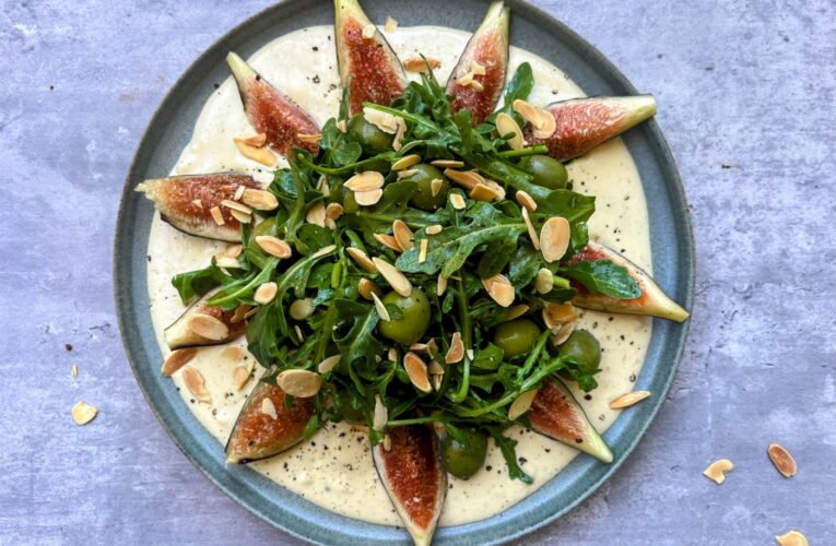 Quick Cook: A fresh fig salad with cashew cream and arugula