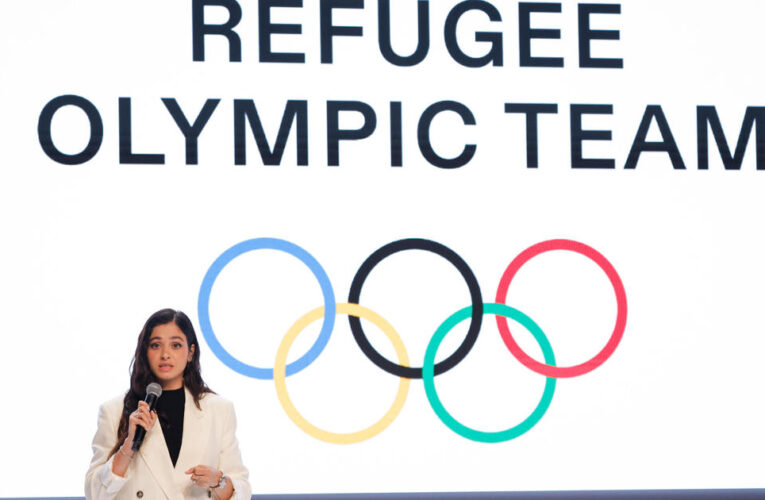What is the IOC refugee Olympic team and who is on it for the 2024 Games?