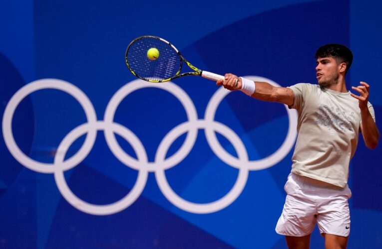 Olympic tennis schedule has Novak Djokovic, Rafael Nadal and Carlos Alcaraz in action Saturday