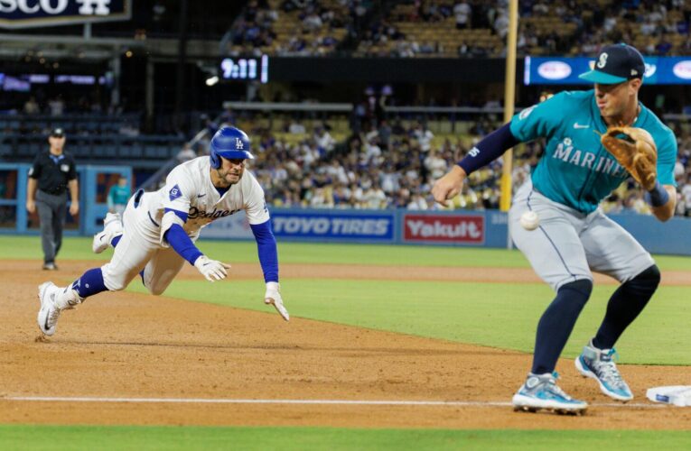 With Dave Roberts in ‘playoff mode,’ surging Dodgers sweep the Mariners