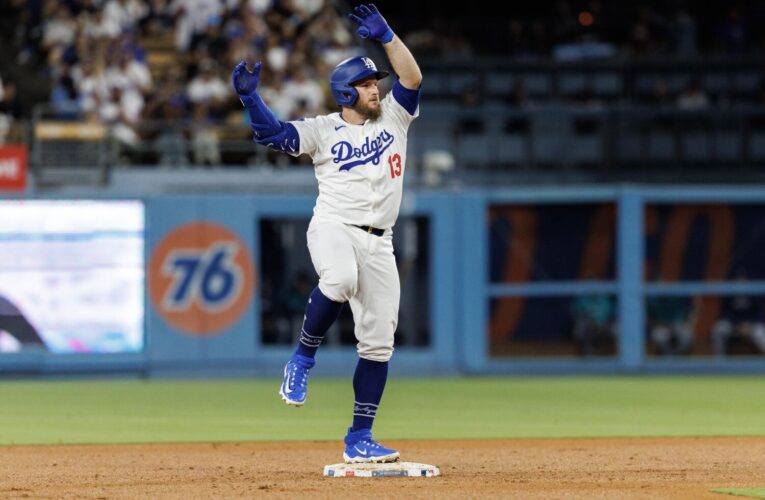 How a ‘chiropractic adjustment’ finally helped Max Muncy return to the Dodgers