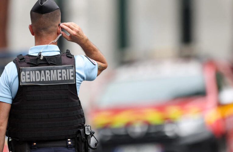 Arson attack targets synagogue in France, authorities search for suspect