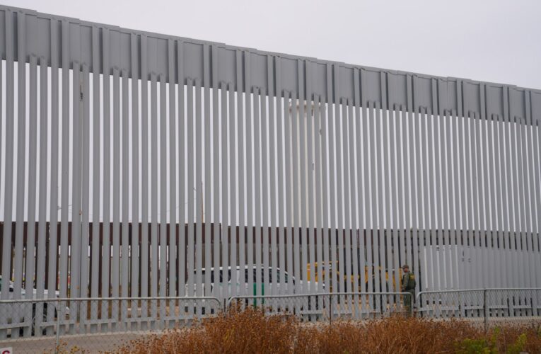 Michael Smolens: Democrats take on GOP over border security. It’s a tall order.